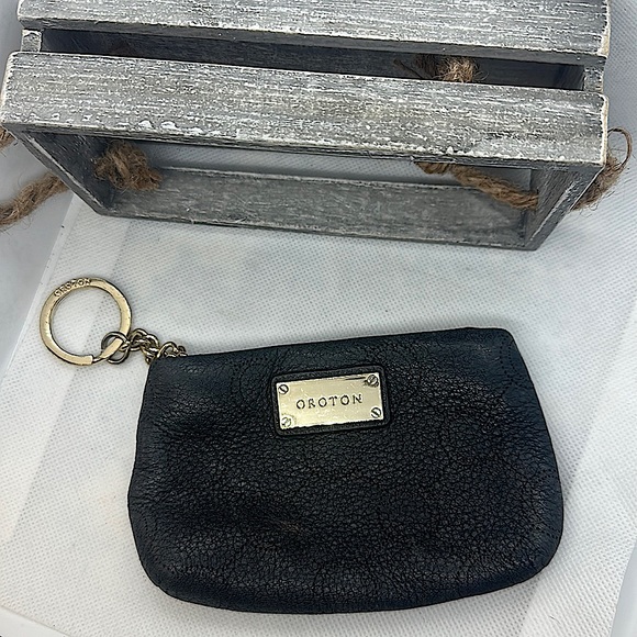 Oroton Handbags - OROTON